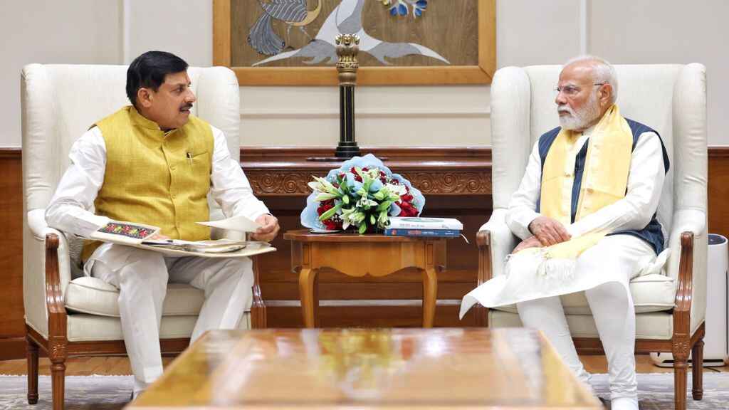 PM से मुलाकात में सीएम मोहन यादव का बड़ा संदेश, सीहोर कृषि मेले से लेकर पीएम मित्र पार्क तक रखीं विकास योजनाएं